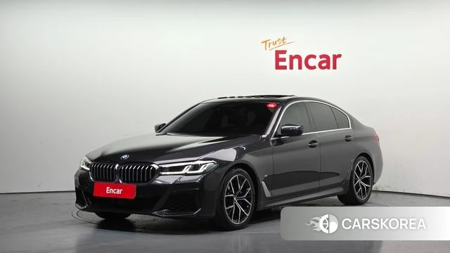 BMW 5 Series (G30) 2022 Серый из Кореи