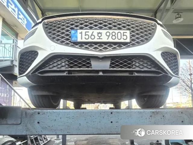 Genesis GV70 2022 Белый из Кореи