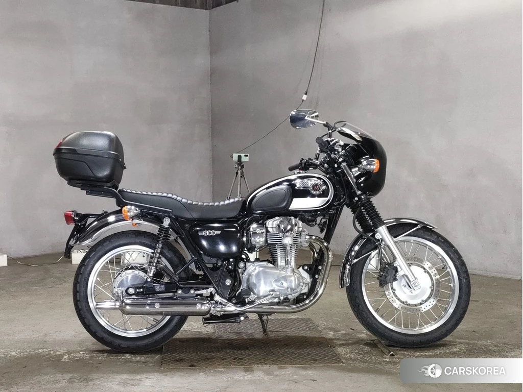 Проданный Kawasaki W800 2012 из Японии