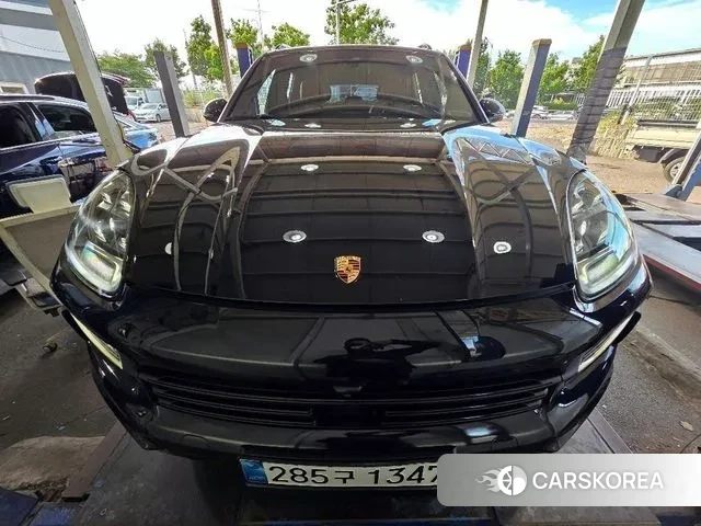 Porsche Cayenne (PO536) 2019 Черный из Кореи