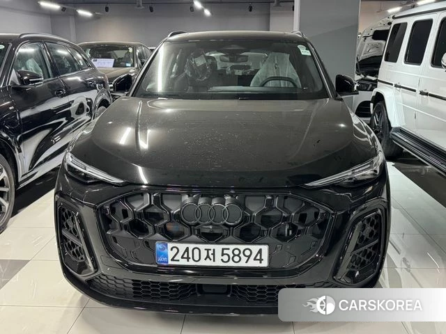 Audi Q5 (80A) 2025 Черный из Кореи
