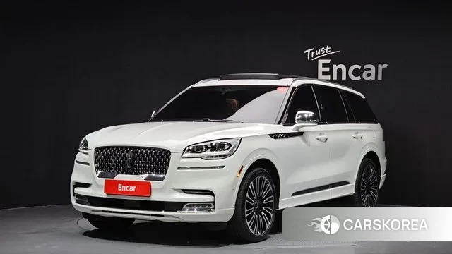 Lincoln Aviator 2nd generation 2021 Белый из Кореи