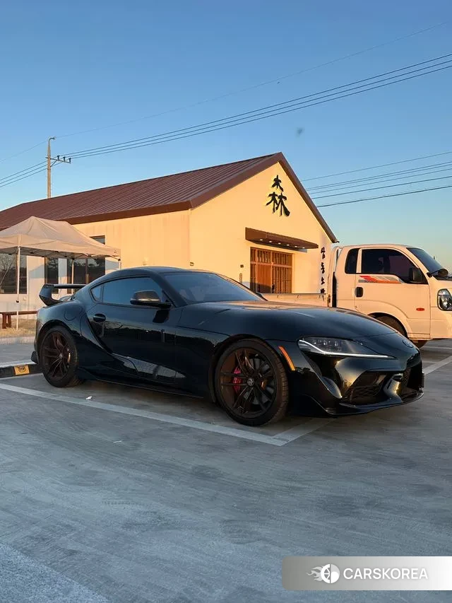 Toyota Supra 5th Generation 2021 Черный из Кореи