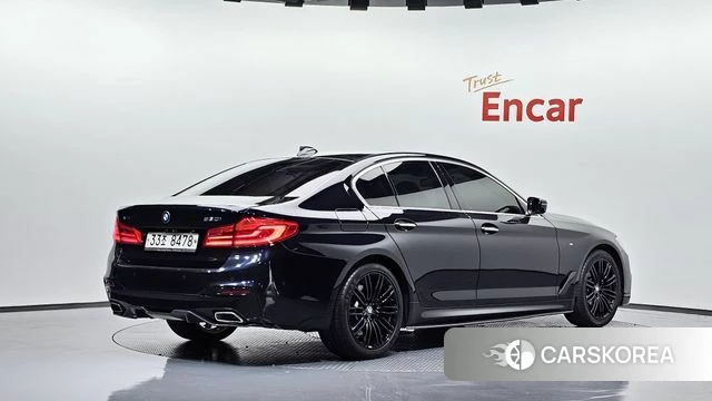 BMW 5 Series (G30) 2018 Черный из Кореи