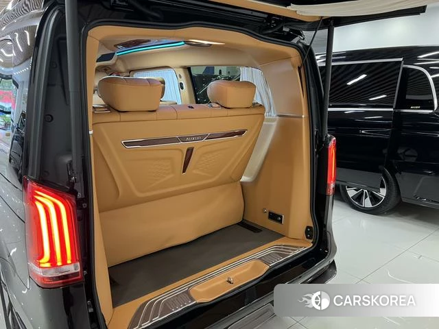 Mercedes-Benz V-class 2024 Черный из Китая
