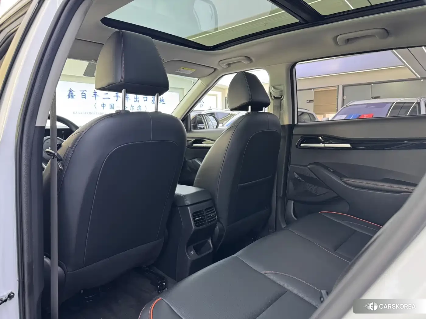 Kia Seltos 2024 Белый из Китая