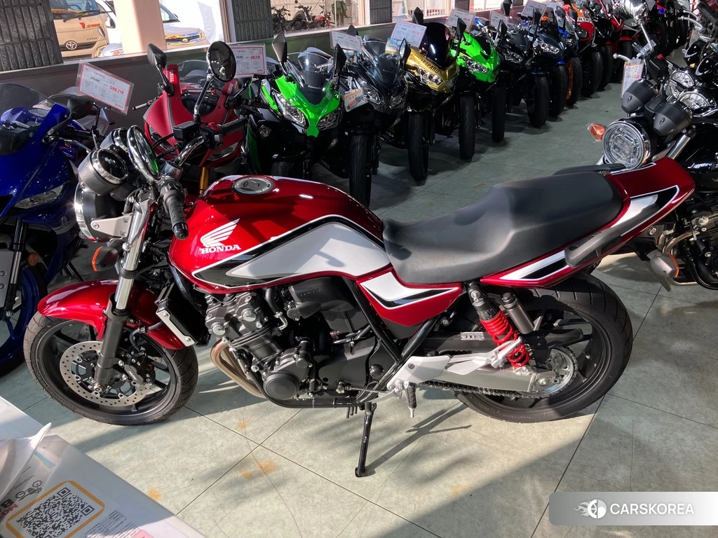 Проданный Honda CB400SF ABS 2022 из Японии