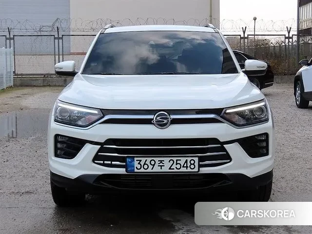 Ssangyong Beautiful Korando 2021 Белый из Кореи