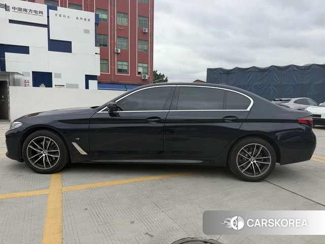 BMW 5 series 2021 Черный из Китая