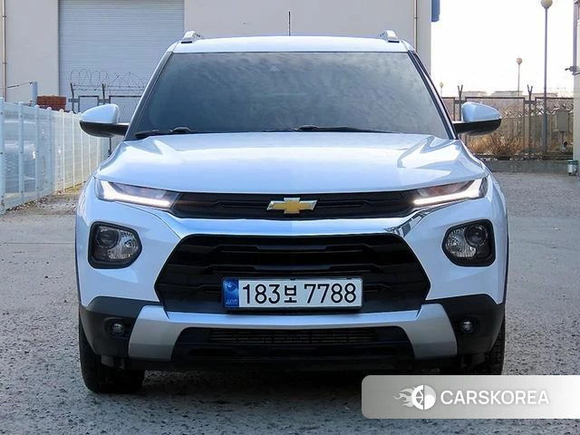 Chevrolet (GM Daewoo) Trailblazer 2023 Белый из Кореи