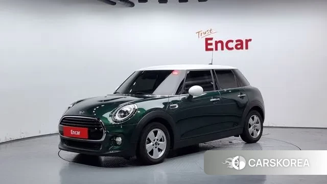 Mini Cooper 2019 Зеленый из Кореи