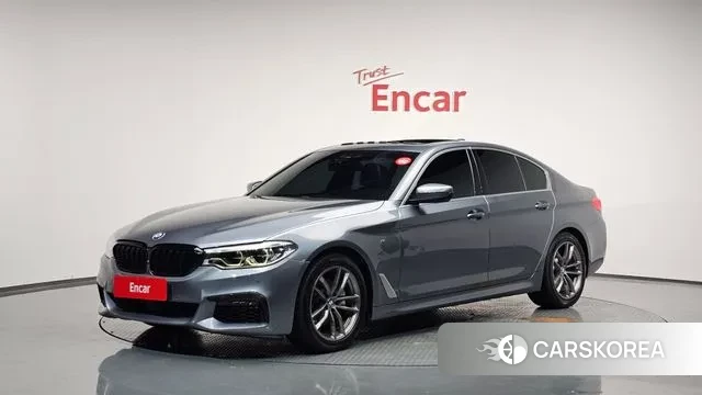 BMW 5 Series (G30) 2019 Цвет галактики из Кореи