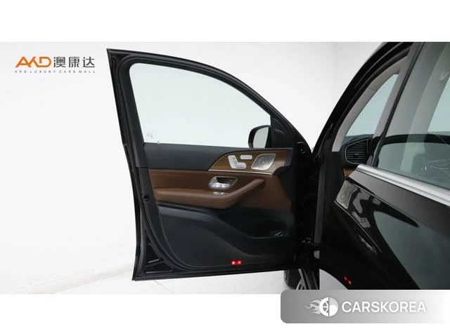 Mercedes-Benz GLS 2024 Черный из Китая