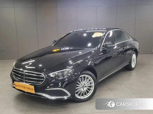 Mercedes-Benz E-Class W213 2023 Черный из Кореи