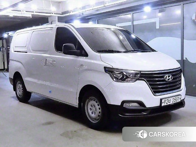 Hyundai The New Grand Starex 2018 Белый из Кореи