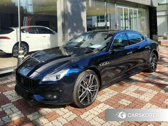 Maserati Quattroporte 2023 Синий из Кореи