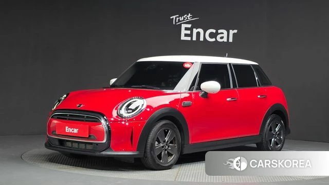 Mini Cooper 2023 Красный из Кореи