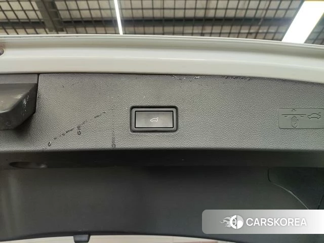 Volkswagen Exploring songs 2020 Белый из Китая