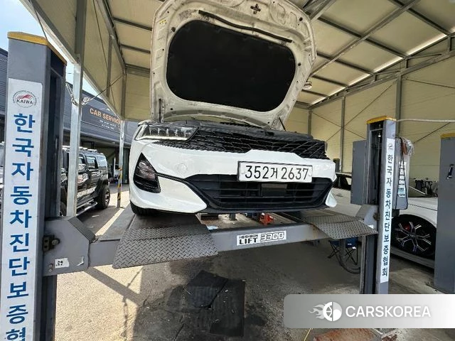 Kia K5 3rd generation 2022 Белый из Кореи