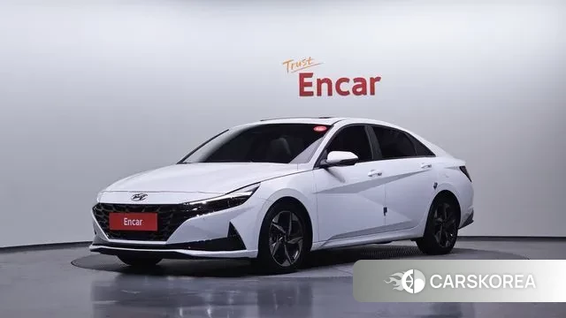 Hyundai Avante (CN7) 2023 Белый из Кореи