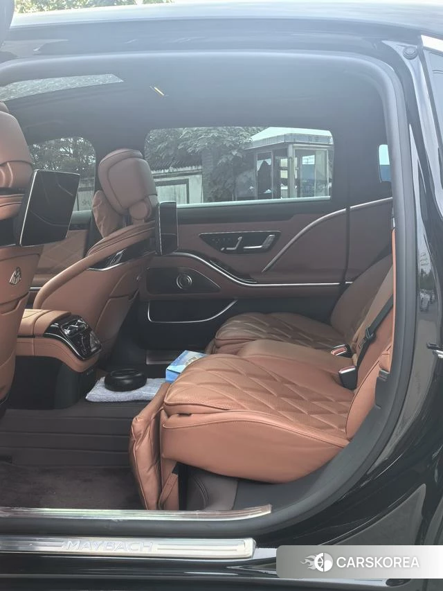 Mercedes-Benz Maybach S-class 2022 Черный из Китая