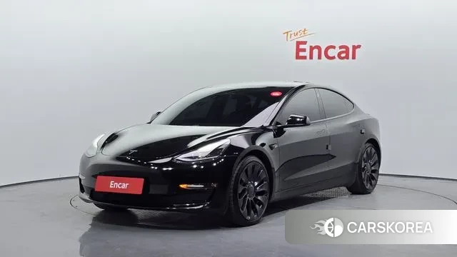 Tesla Model 3 2021 Черный из Кореи