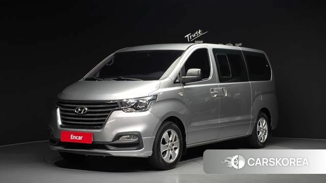 Hyundai The New Grand Starex 2018 Серебристо-серый из Кореи