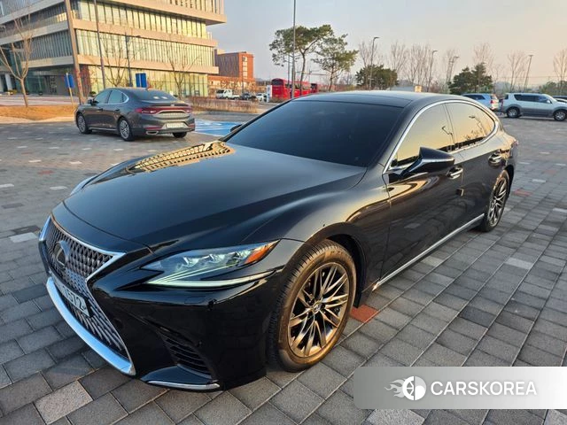 Lexus LS500 5th generation 2018 Черный из Кореи