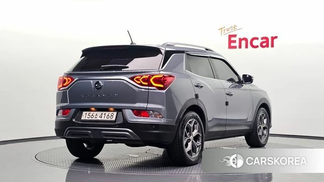 Ssangyong Beautiful Korando 2019 Серебристо-серый из Кореи