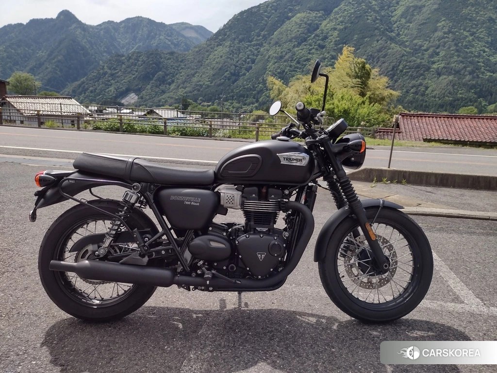 Проданный Triumph BONNEVILLE T100 2017 из Японии