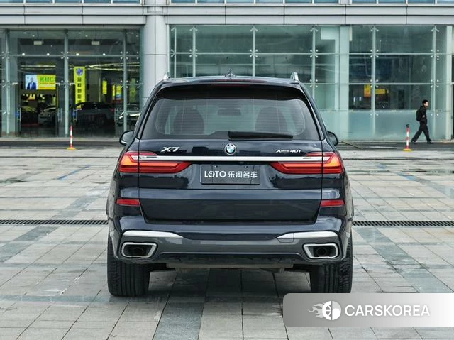 BMW X7 2021 Черный из Китая