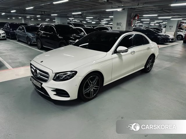 Mercedes-Benz E-Class W213 2020 Белый из Кореи