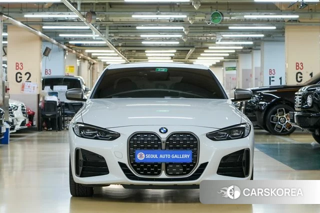 BMW 4 Series (G22) 2021 Белый из Кореи