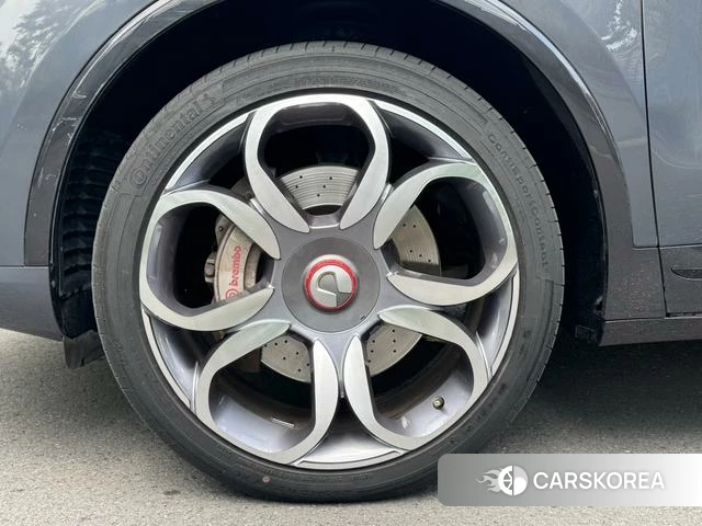 Denza X PHEV 2020 Серебристо-серый из Китая