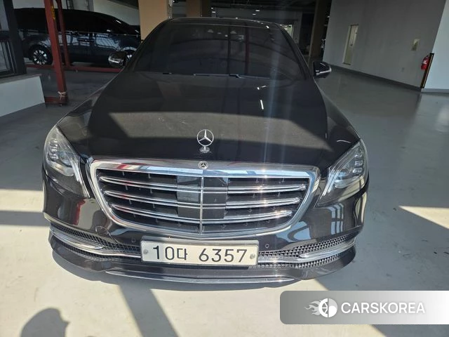 Mercedes-Benz S-Class W222 2018 Черный из Кореи