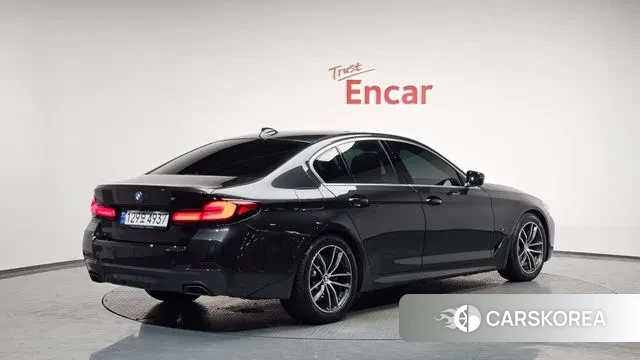 BMW 5 Series (G30) 2023 Серый из Кореи