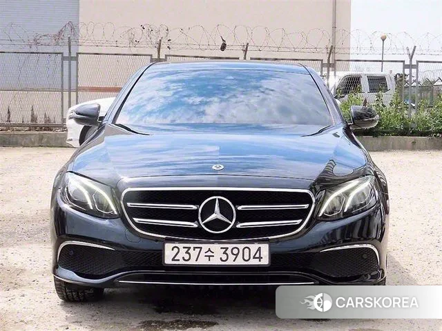 Mercedes-Benz E-Class W213 2019 Черный из Кореи