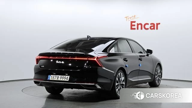 Kia K8 2022 Черный из Кореи