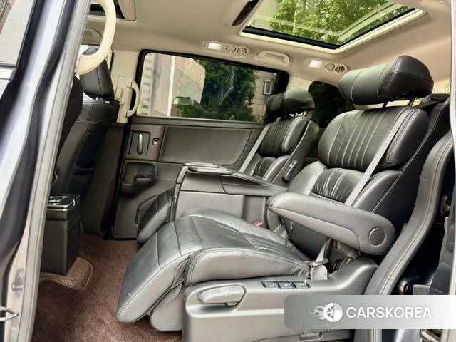 Honda Odyssey 2022 Темно-серый из Китая