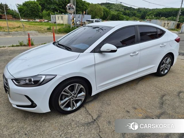 Hyundai Avante AD 2018 Белый из Кореи