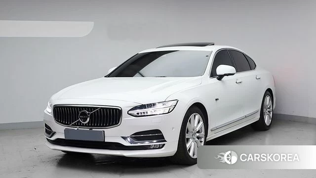 Volvo S60 3rd generation 2022 Белый из Кореи