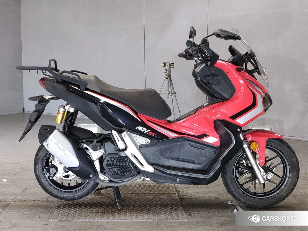Проданный Honda ADV150 2019 из Японии, фото 2