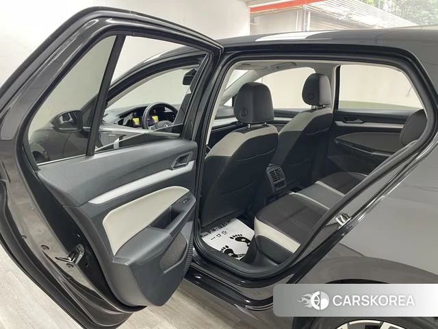 Volkswagen Golf 2021 Черный из Китая