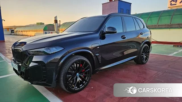 BMW X5 (G05) 2024 Черный из Кореи