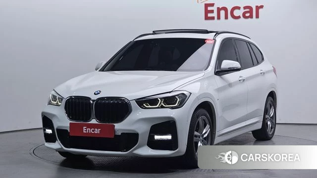 BMW X1 (F48) 2022 Белый из Кореи