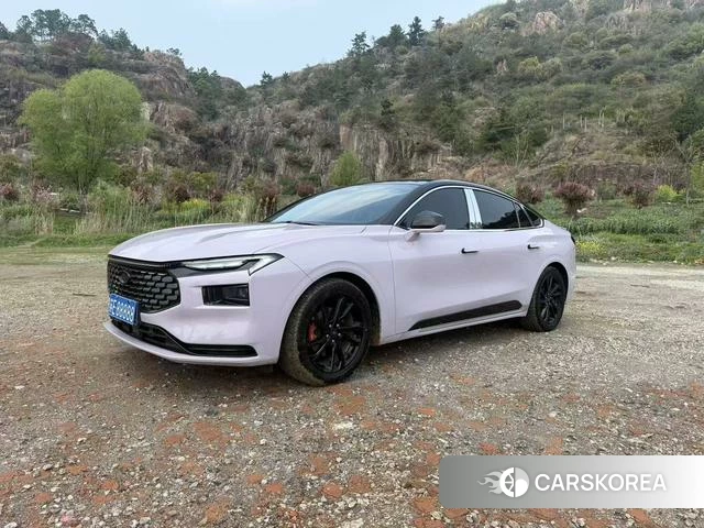 Ford Mondeo 2022 Серебристо-серый из Китая