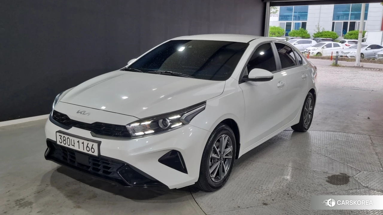 Kia The New K3 2nd generation 2021 Белый из Кореи