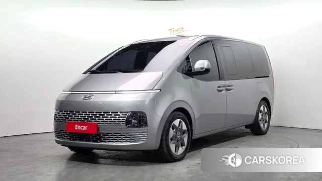 Hyundai Staria 2023 Серебряный из Кореи