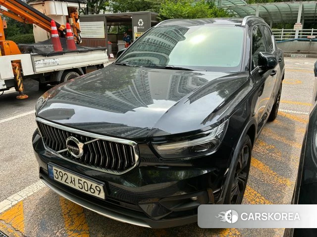 Volvo XC40 2022 Черный из Кореи
