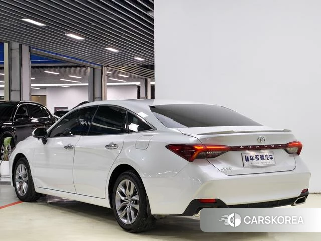 Toyota Asian dragon 2022 Белый из Китая